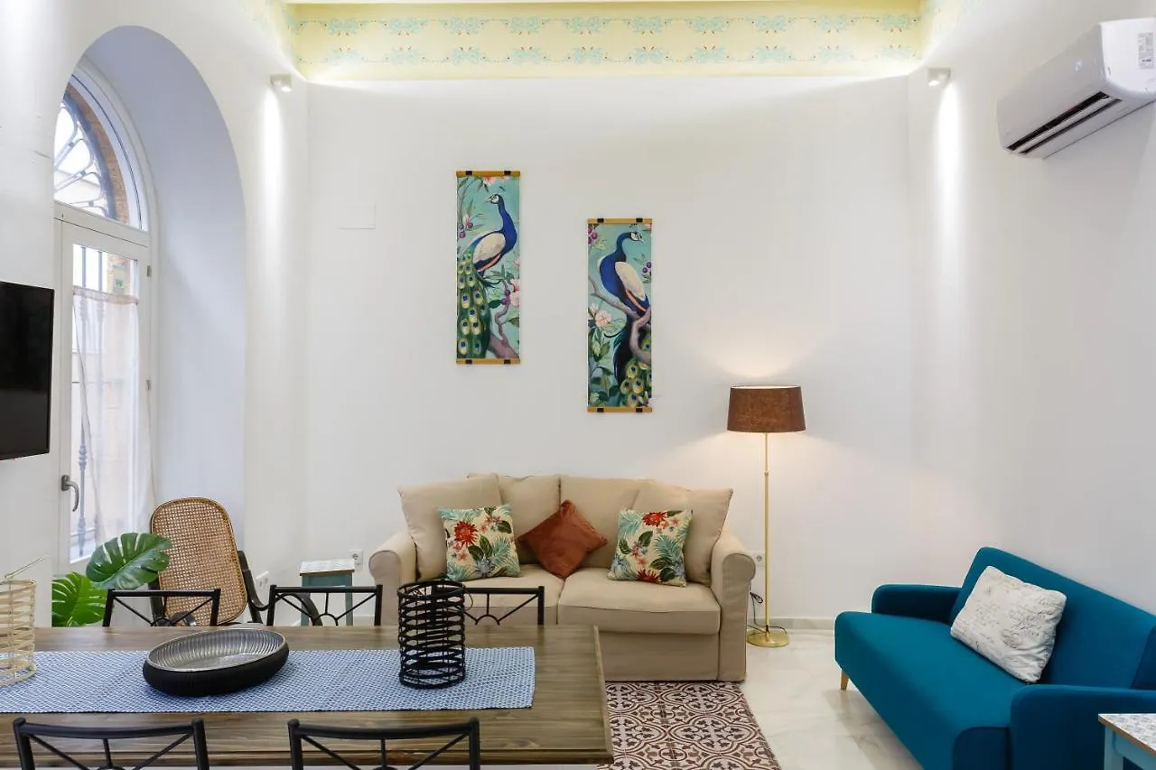 Casa del MALECON by Cadiz4Rentals